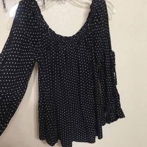 Long sleeve polka dot top